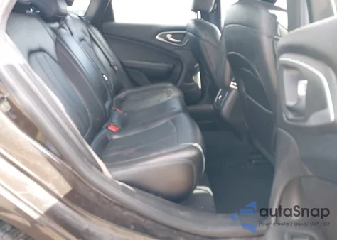 2015 Chrysler 200 C from USA, damaged, VIN 1C3CCCEG6FN524832